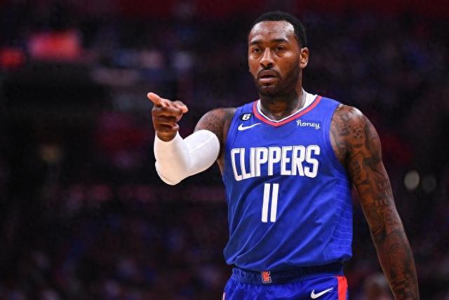 陈盈骏17+10崔永熙17分 广州再胜青岛晋级八强